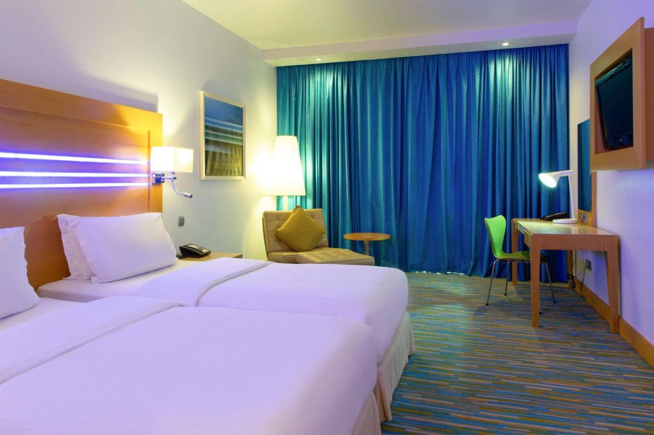 Radisson Blu Hotel, 4* Masqat