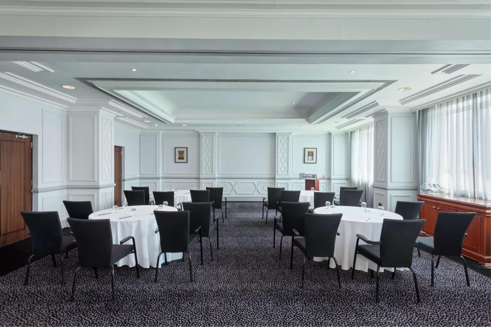 Radisson Blu Hotel, Mascate