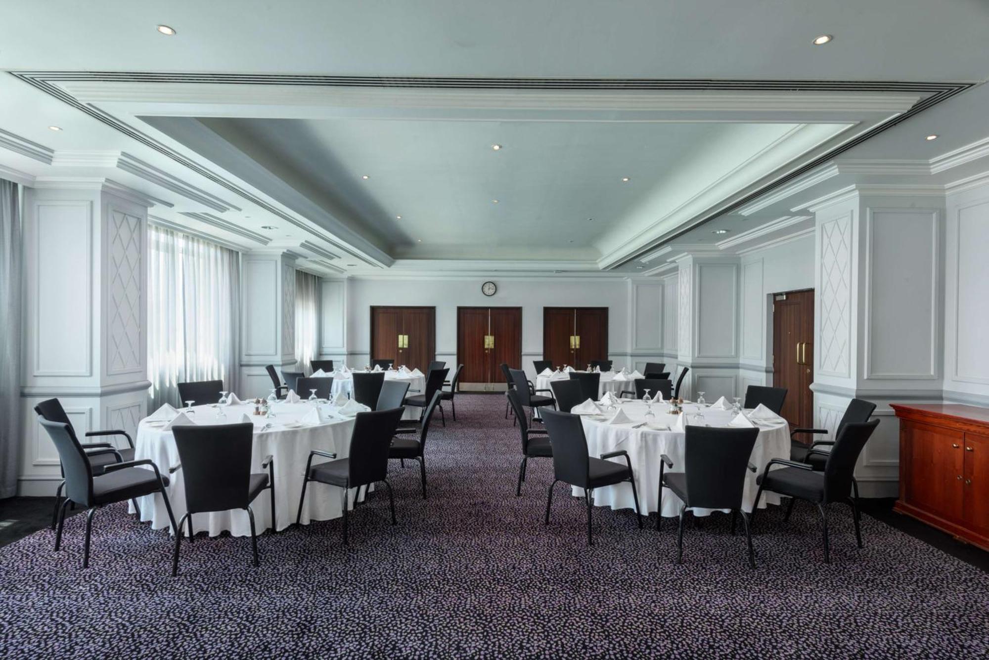 Radisson Blu Hotel, 4* Masqat