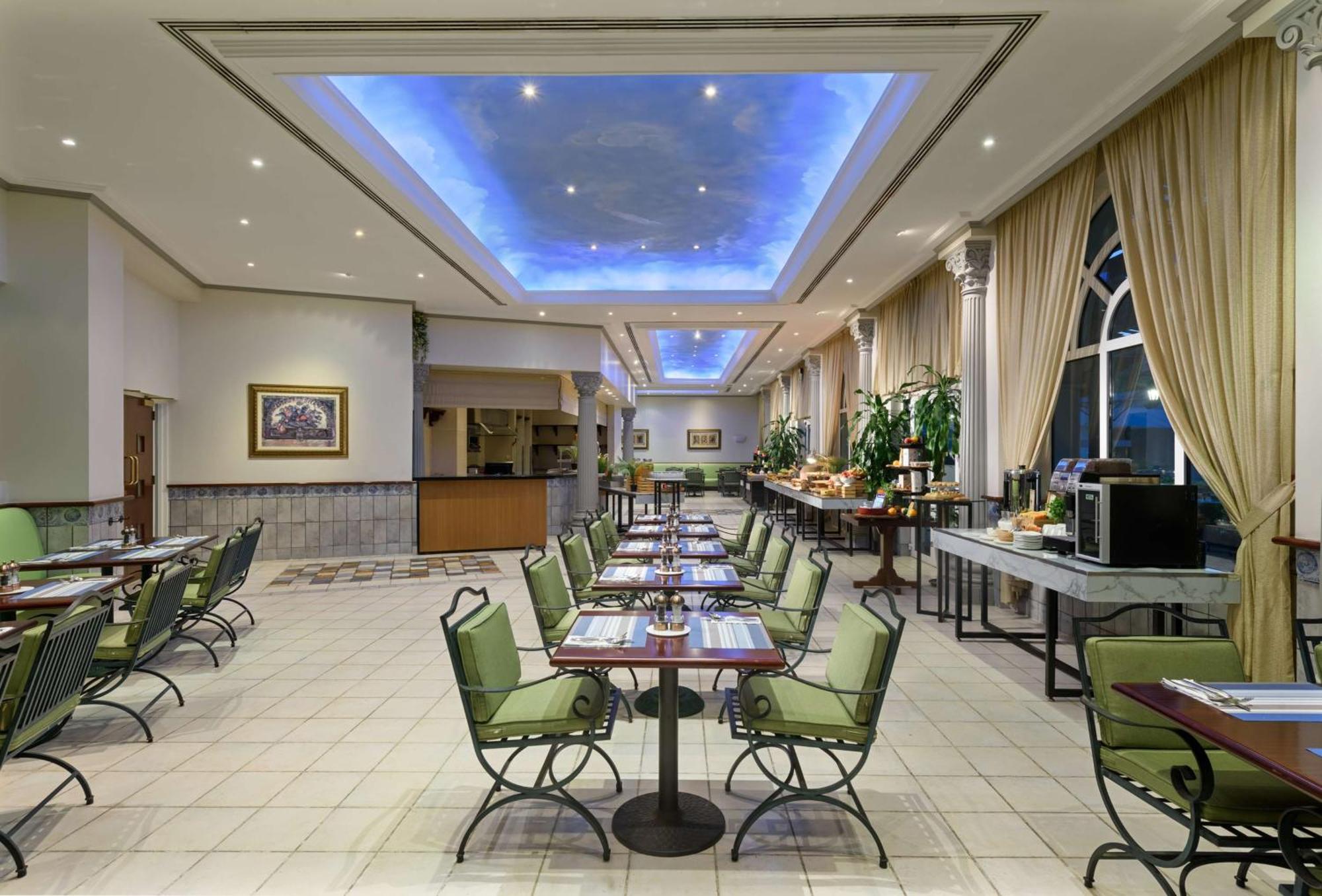 Radisson Blu Hotel,